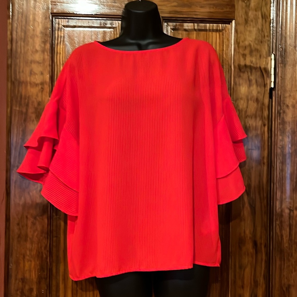 Red Ruffle Bell 3/4 Sleeve Tunic Top - Picture 1 of 7